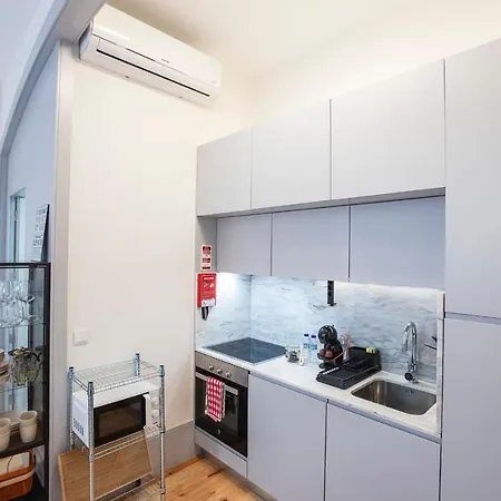 Modern Retro Downtown By Lovelystay Apartment Porto