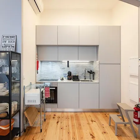 Apartment Modern Retro Downtown By Lovelystay *